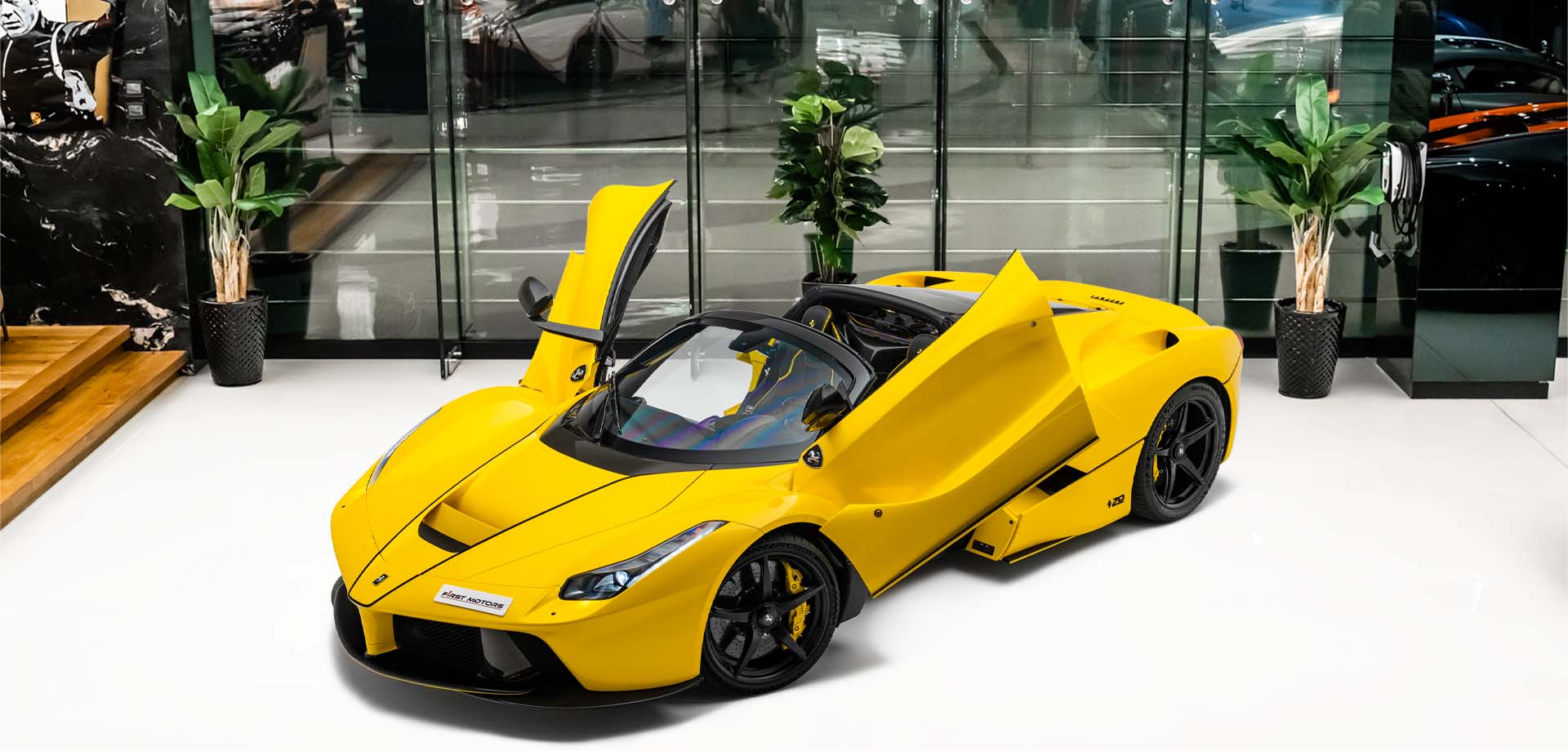 Ferrari LaFerrari Aperta for sale - LUSSO, Luxury car broker