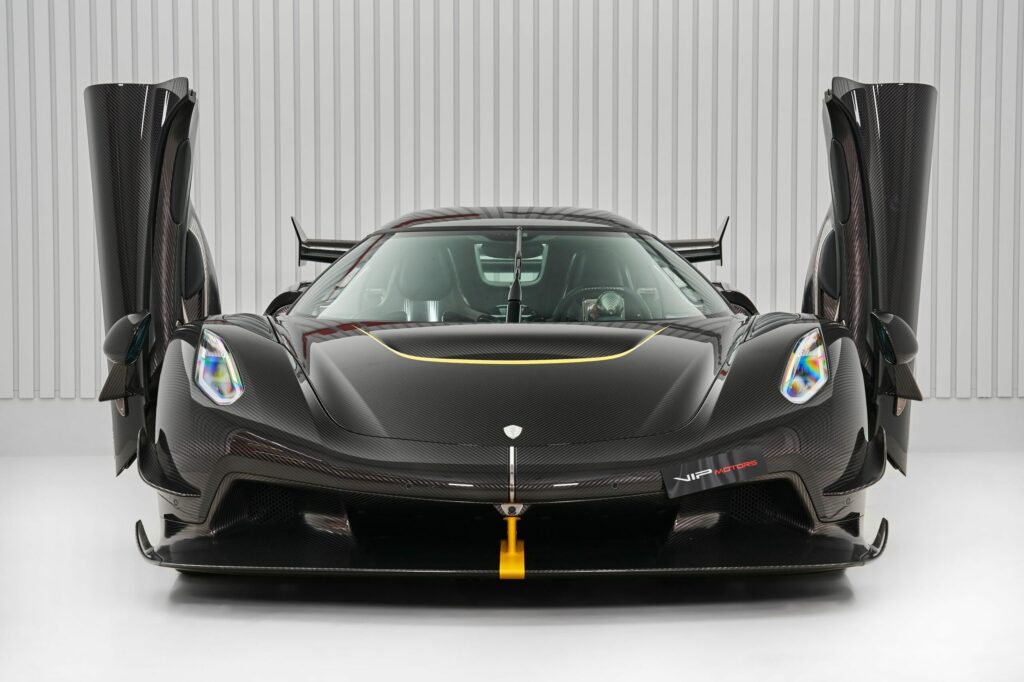 Koenigsegg Jesko Attack for sale - LUSSO - Luxury car broker