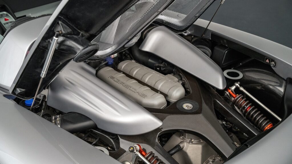 Porsche Carrera GT for sale - LUSSO - Luxury Car Broker