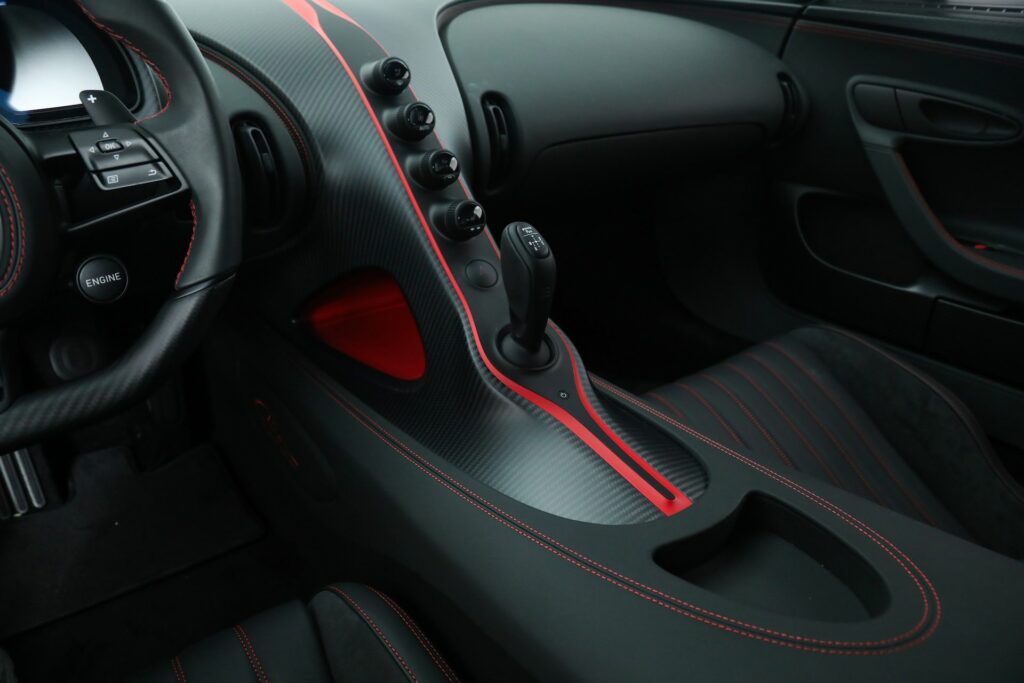 Bugatti Chiron Super Sport for sale - LUSSO, Global Luxury Car Broker