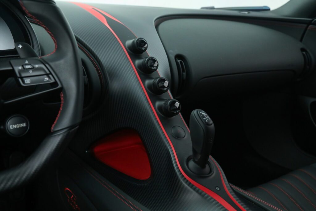 Bugatti Chiron Super Sport for sale - LUSSO, Global Luxury Car Broker