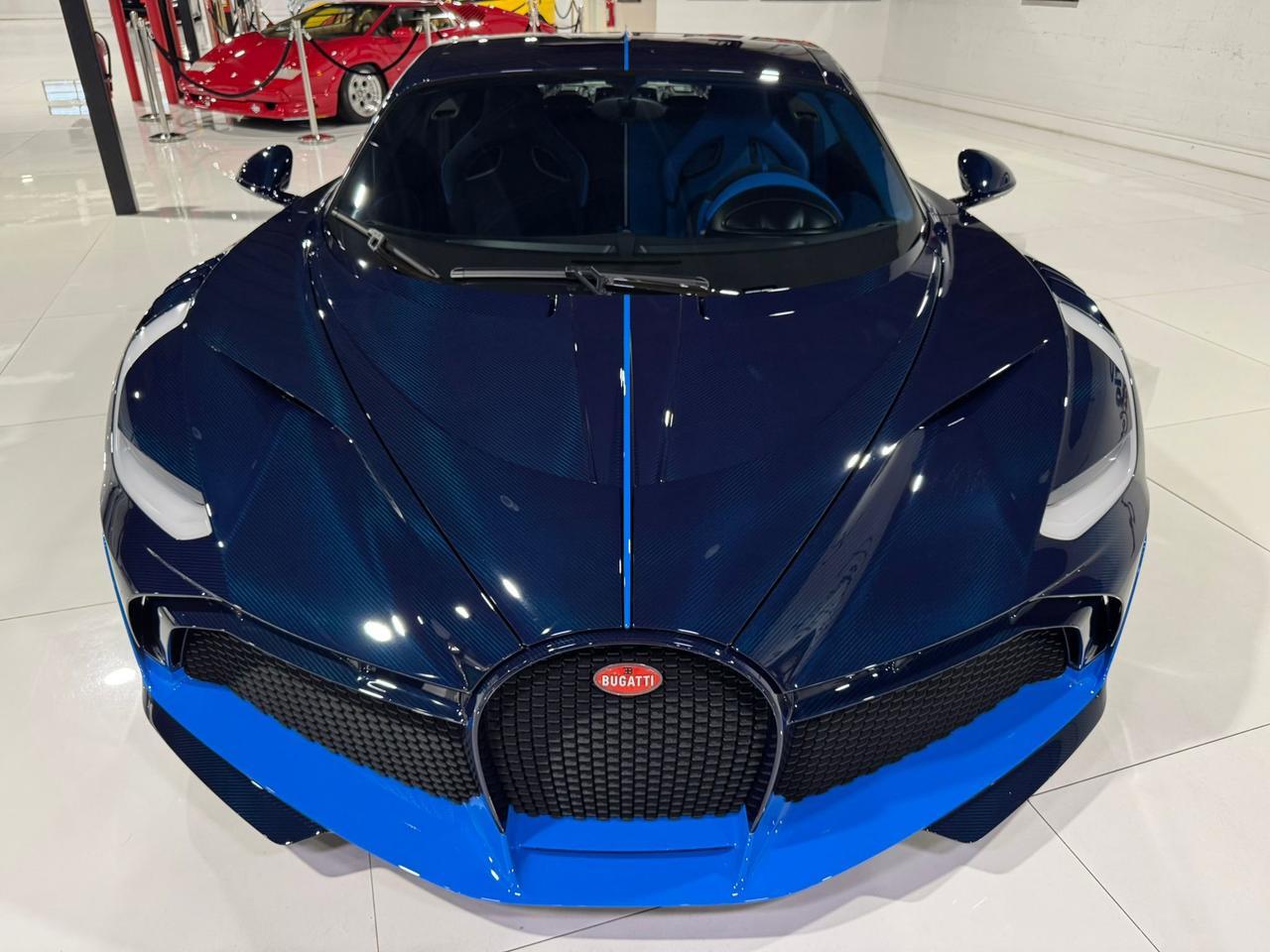 Bugatti Divo for sale - LUSSO - Luxury car broker