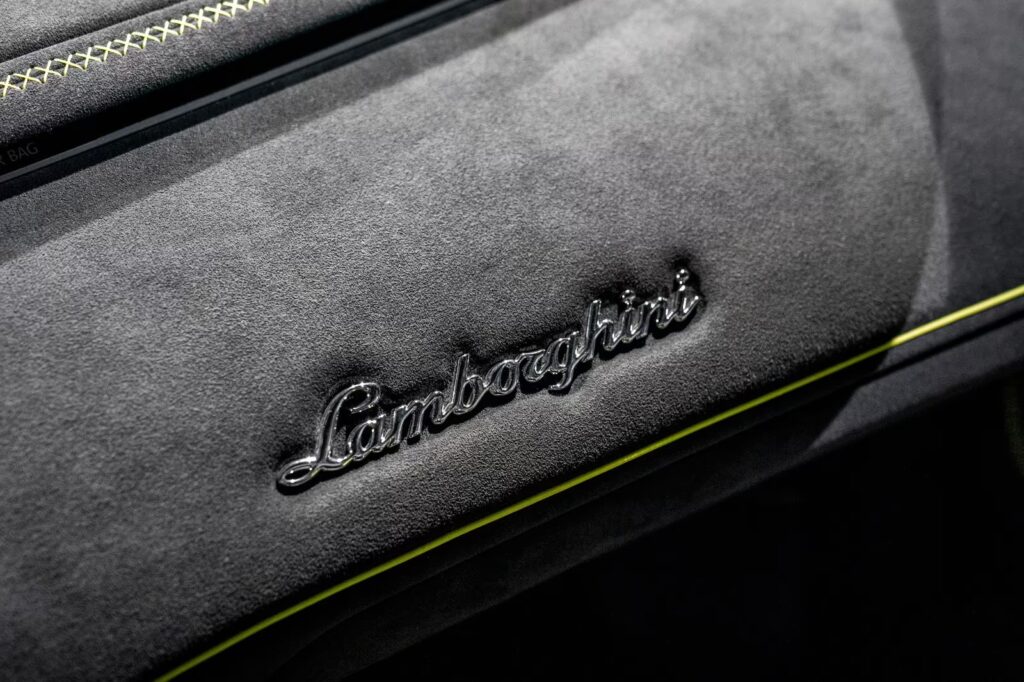 Lamborghini Centenario Roadster for sale - LUSSO, Luxury car broker