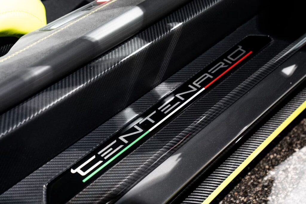 Lamborghini Centenario Roadster for sale - LUSSO, Luxury car broker