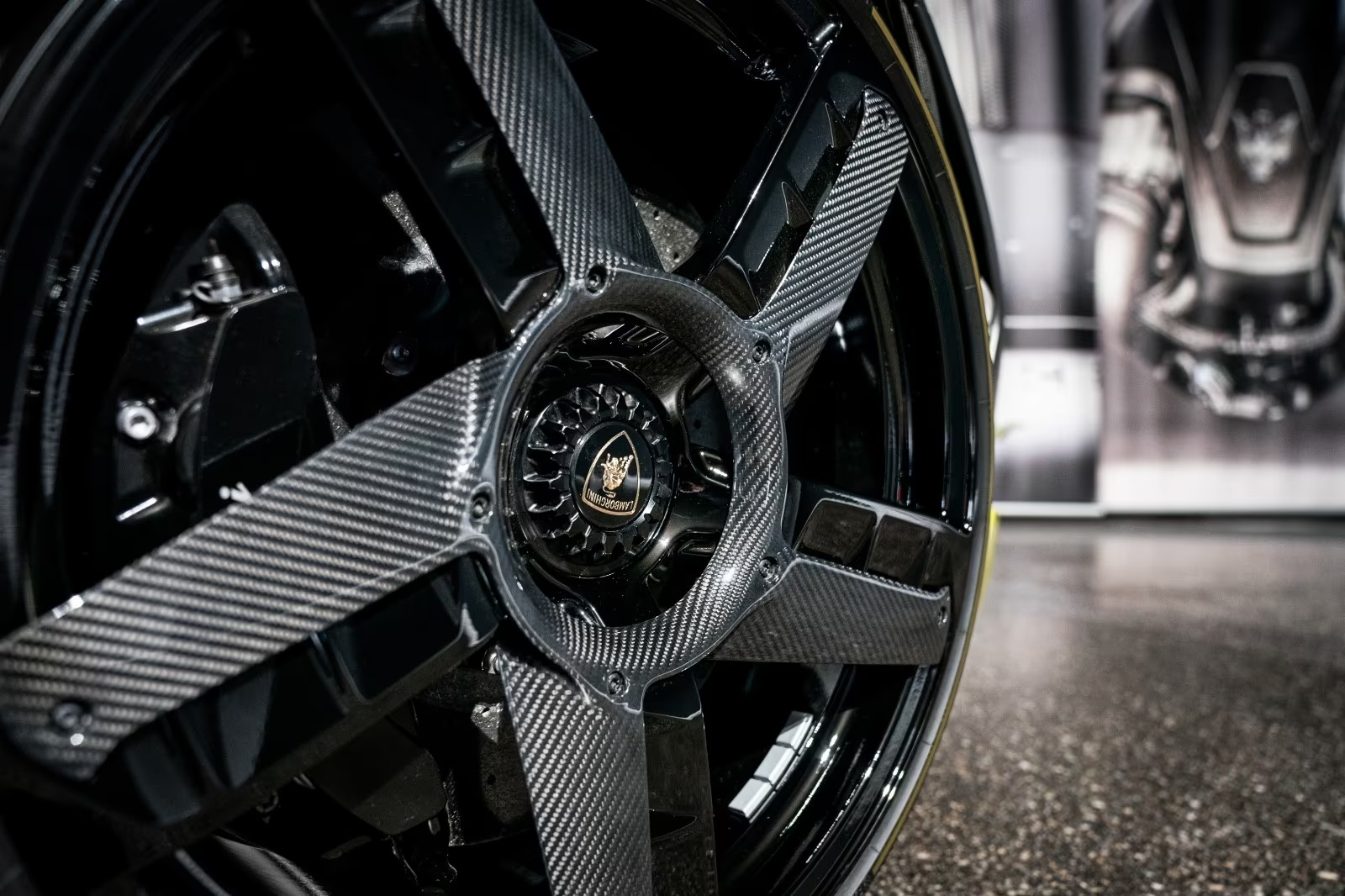 Lamborghini Centenario Roadster for sale - LUSSO, Luxury car broker