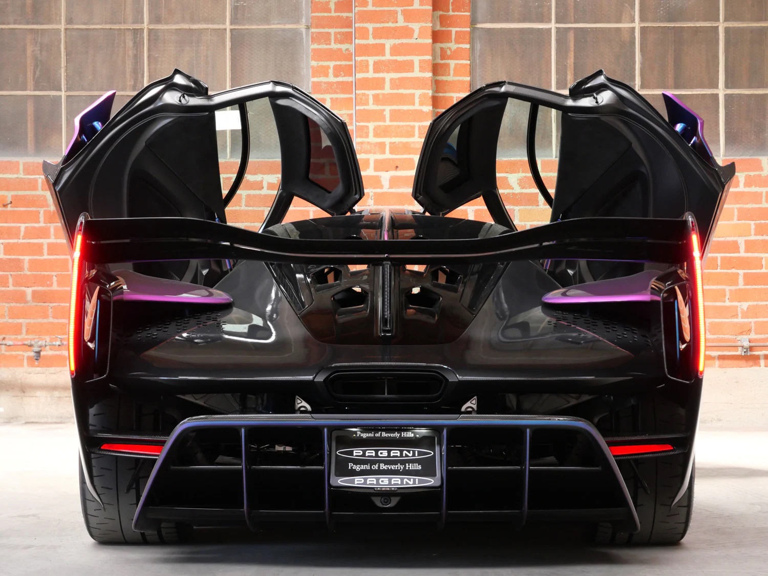 McLaren Sabre for sale at LUSSU, The Best Luxury Car Broker