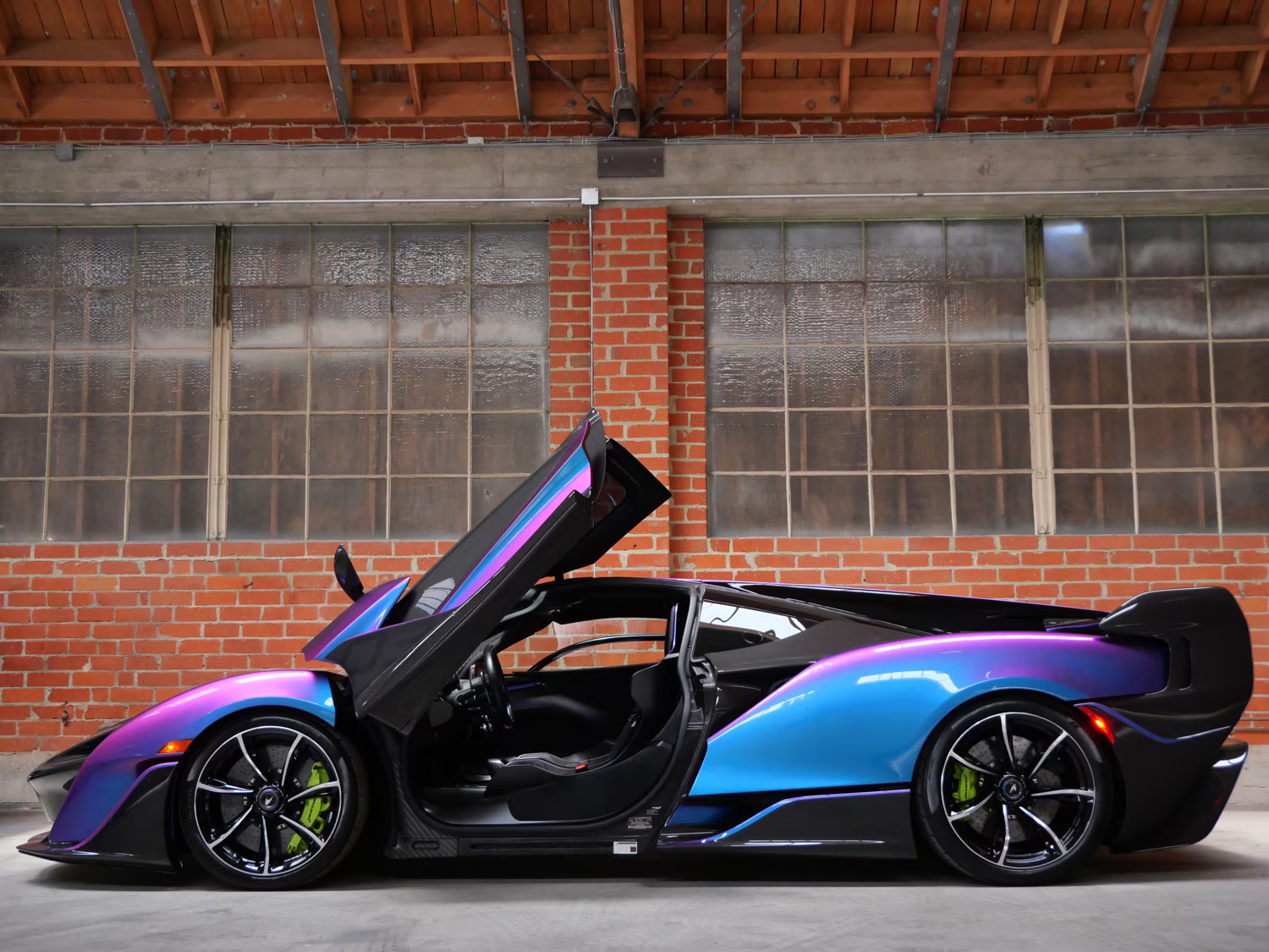 McLaren Sabre for sale at LUSSU, The Best Luxury Car Broker