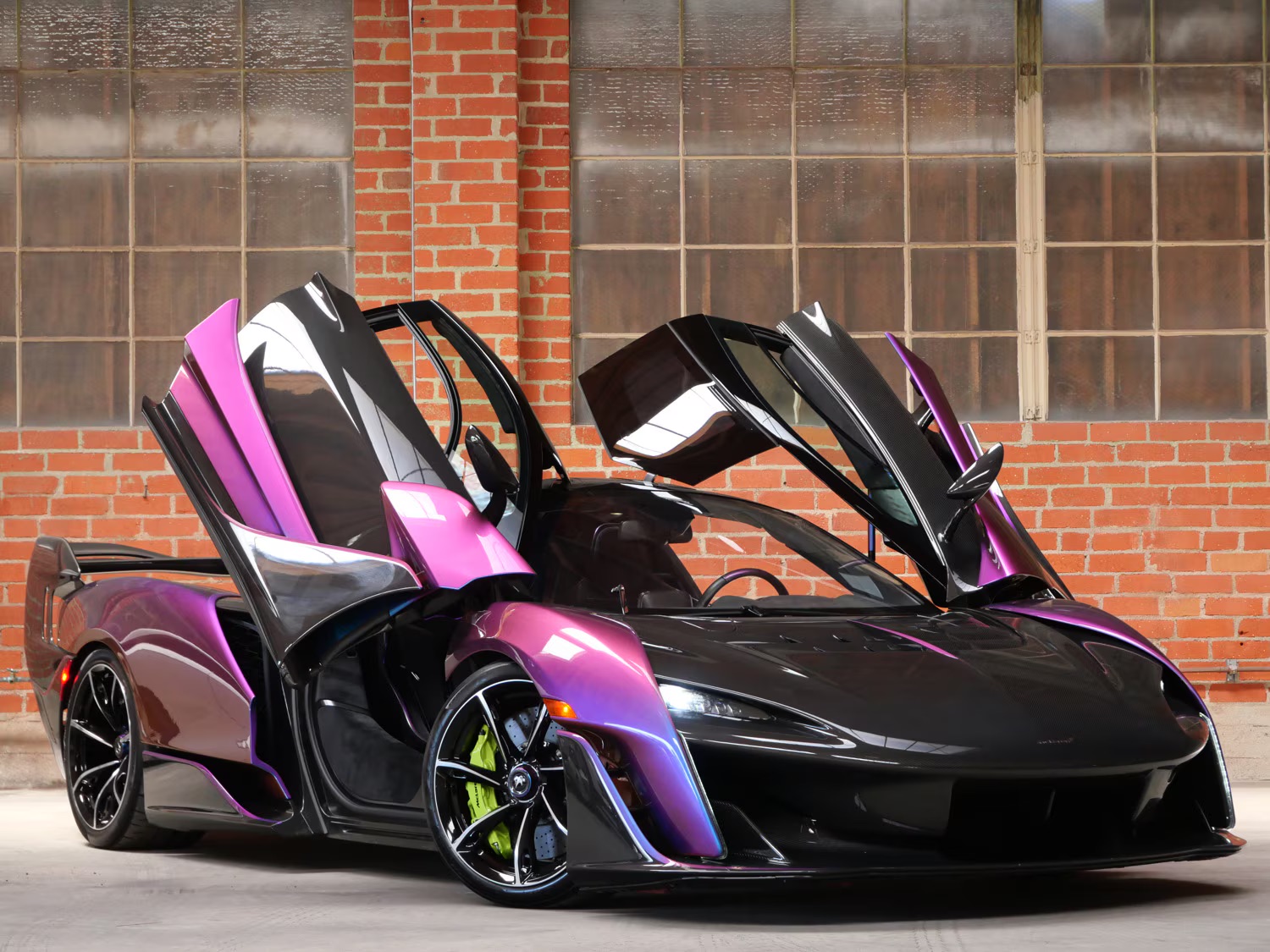 McLaren Sabre for sale at LUSSU, The Best Luxury Car Broker