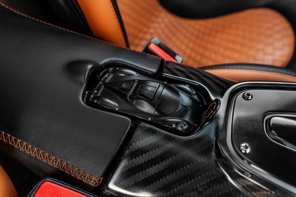 Pagani Utopia for sale - LUSSO, Luxury car broker