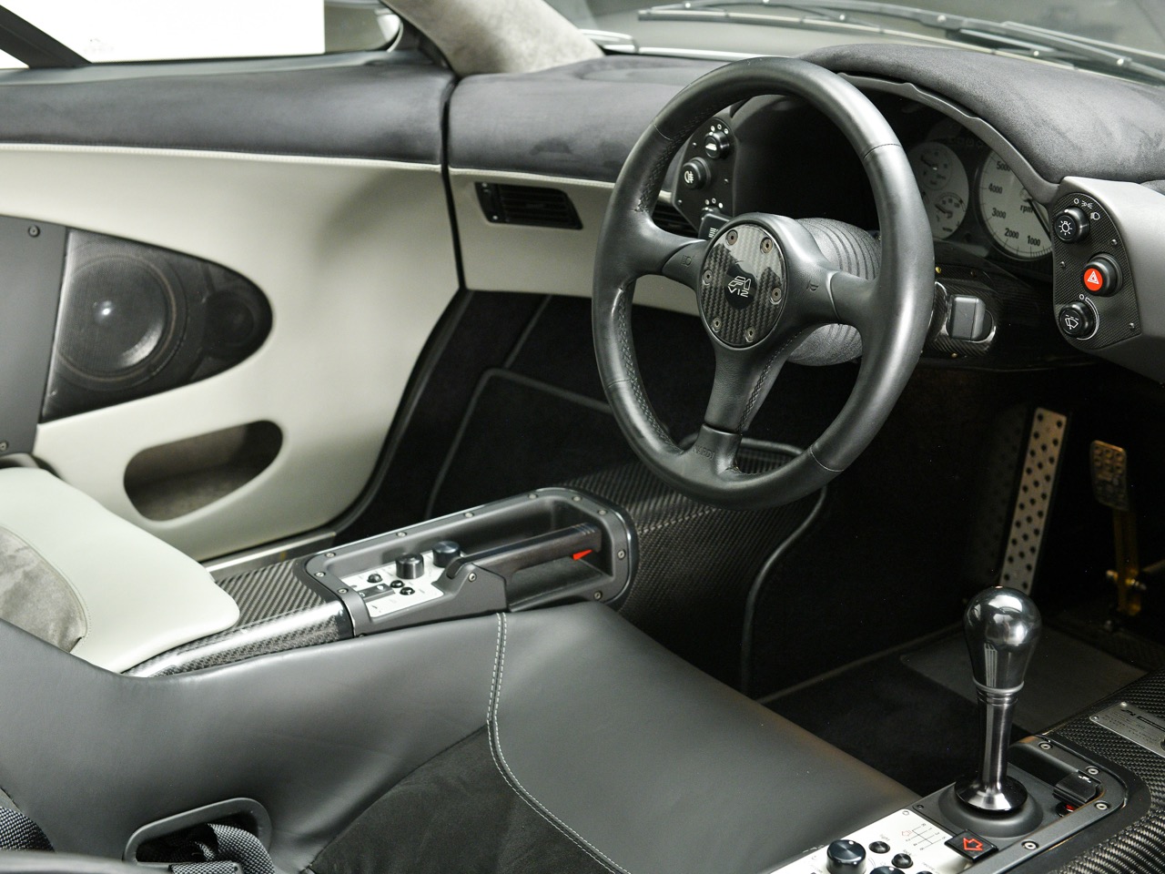 McLaren F1 FOR SALE: Luxury Car Broker