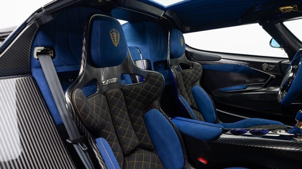 Koenigsegg Jesko Attack for sale - LUSSO -